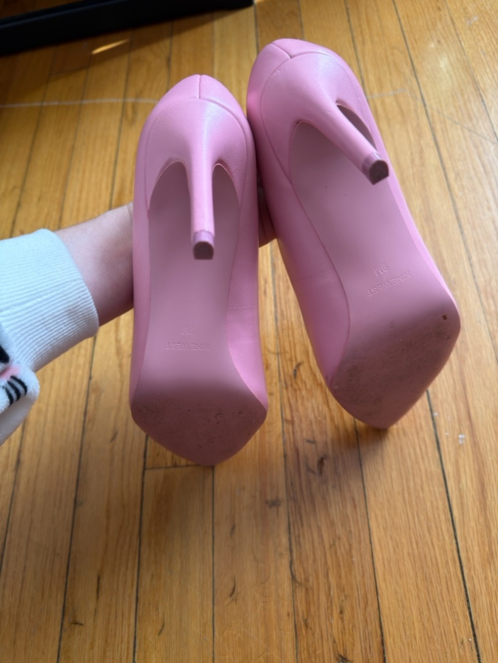 Nine West Matte Barbie Pink Pointed-Toe Pumps Ezra size 9 - Picture 5 of 6